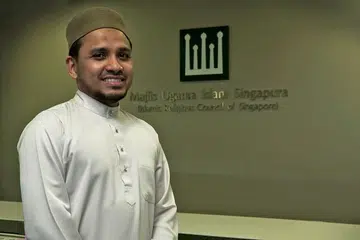 MUFTI, DR NAZIRUDIN MOHD NASIR