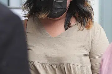 MENANTI HUKUMAN: Rosdiana Abdul Rahim semalam didapati bersalah bagi enam tuduhan, termasuk sengaja menyebabkan kecederaan dan mencabul kehormatan mangsa. Hukuman akan dijatuhkan pada 17 Ogos. - Foto BH oleh TIMOTHY DAVID
