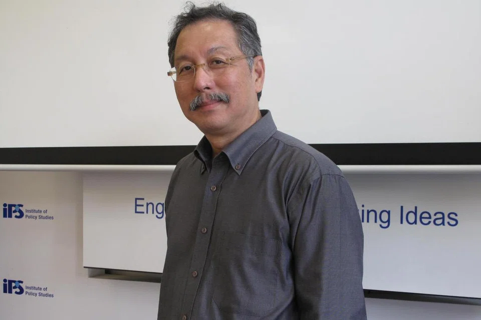 Pakar sosiologi dari Universiti Nasional Singapura (NUS), Profesor Madya Tan Ern Ser.