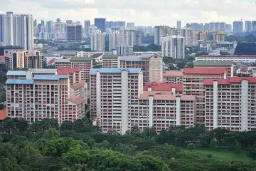 INTEGRASI DI ESTET: Encik Pritam mempersoal sama ada Dasar Integrasi Etnik (EIP) yang diperkenal pada 1989 bagi memastikan campuran kumpulan etnik yang seimbang di estet HDB, merupakan satu-satunya langkah dalam pelbagai dasar pemerintah untuk menggalak integrasi. - Foto fail