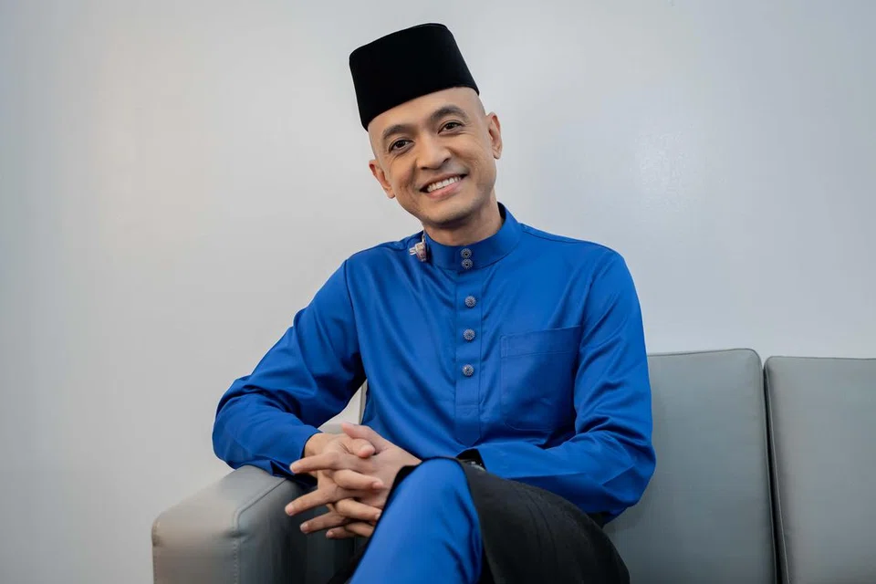 Menyentuh tentang konsert gandingan Tomok bersama Siti Nordiana, di Singapura, ia masih dalam perbincangan awal dan perincian lanjut belum dapat dikongsi.