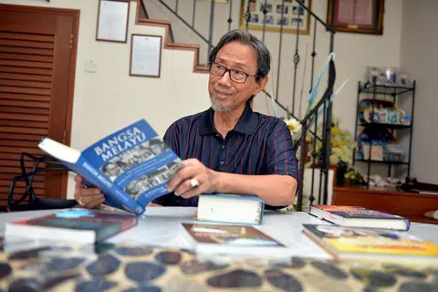 Sidek Saniff, 80 tahun, semasa ditemui Berita Harian di rumahnya pada April 2018.