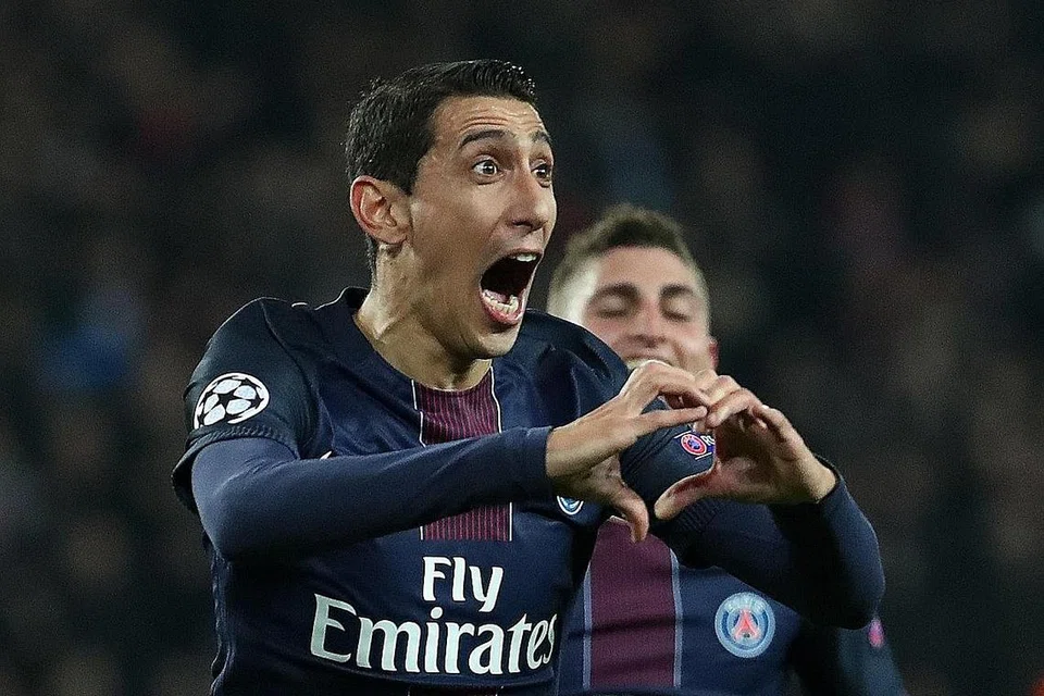 WIRA HEBAT: Bintang PSG, Angel Di Maria, meraikan gol keduanya semasa menentang Barcelona dinihari semalam. - Foto REUTERS 
