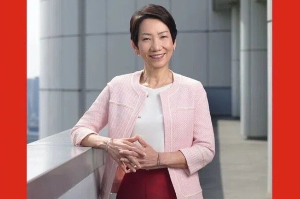 Menteri Kemampanan dan Sekitaran, Cik Grace Fu, diiktiraf atas peranannya dalam memantau inisiatif utama penyesuaian iklim seperti perlindungan pantai, ketahanan air, dan keselamatan makanan.