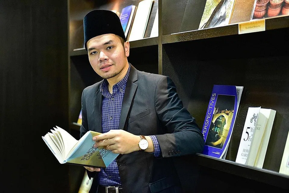 CATATAN: USTAZ ABDUL RAUUF MASKHAZIN 