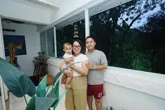 
Cik Dhiah Qistina Mohamad, 24 tahun, dan suami, Encik Muhammad Faris Edie Abdullah, 28 tahun, serta bayi mereka Nuha Ilaria, 11 bulan, bakal berpindah ke Yishun pada April 2025.