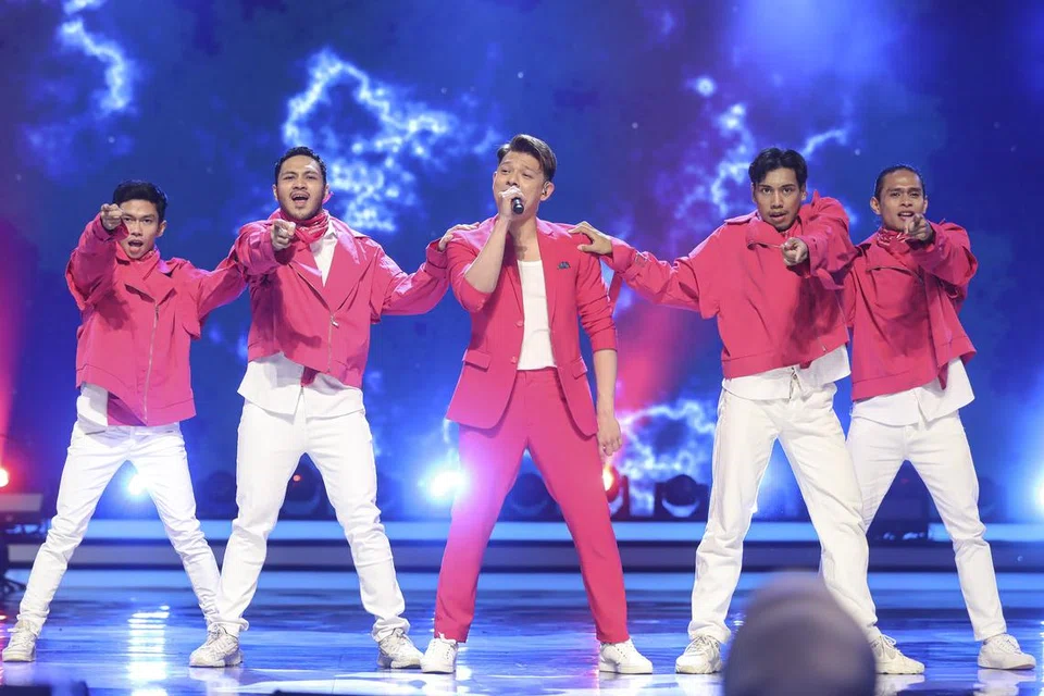 BERGAYA DAN BERTENAGA: Lagu ‘Hati’ nyanyian asal Hael Husaini, dibawakan dengan penuh penghayatan dan rentak tari tersusun oleh Hady Mirza dalam peraduan realiti ‘All Stars Gegar Vaganza’ di Shah Alam, Selangor, pada Ahad.