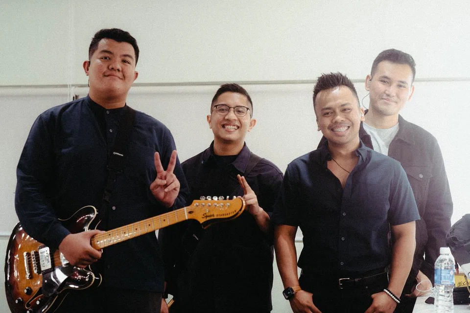 Tides adalah antara 18 kumpulan yang akan membuat persembahan secara langsung. (Dari kiri) Danish Hamdan, Isyraf Samsuri, Nur Raqib dan Fairuz Ramlan.