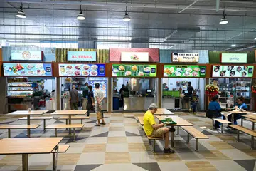 Sebanyak tujuh gerai halal dibuka oleh syarikat, Fei Siong Group, di Pusat Penjaja Woodleigh Village pada 5 September. 
