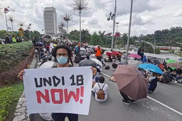 PERLU BERI PERHATIAN: Terdapat hampir 10.7 juta anak muda berusia 18 hingga 39 tahun yang membentuk 50.5 peratus pengundi di Malaysia bagi Pilihan Raya Umum ke-15 (PRU15).- Foto THE STAR PUBLICATION
