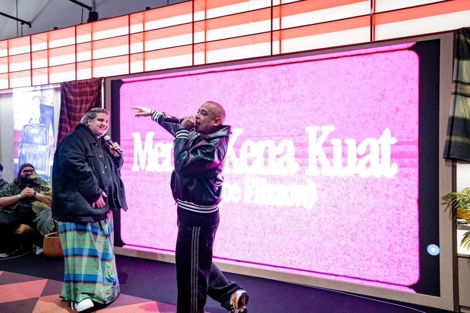 abangsapau, joe flizzow