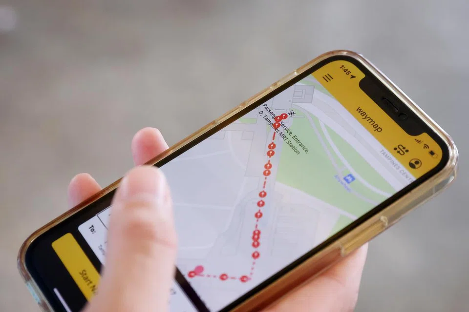 APLIKASI PANDU ARAH: Aplikasi Waymap-SG bolehkan pengguna hasilkan panduan arah langkah demi langkah dengan isyarat audio untuk sampai ke destinasi mereka. 