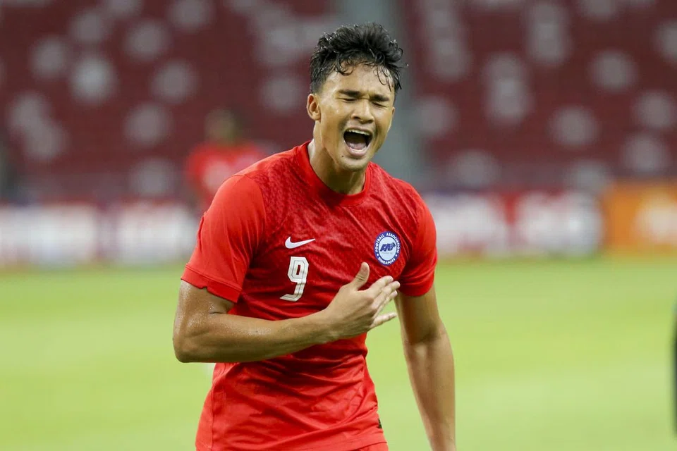 Ikhsan Fandi meraikan jaringan keduanya di Sports Hub pada 26 Mac 2022. Beliau membantu skuad Singa meraih kemenangan 2-1 ke atas Malaysia dalam perlawanan persahabatan Siri Tri-Nations anjuran Persatuan Bola Sepak Singapura.