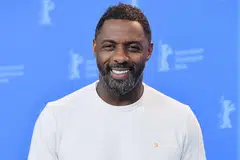 IDRIS ELBA: Tidak percaya dirinya menang gelaran hebat itu dan berkata ianya suatu kejutan. - Foto EPA-EFE