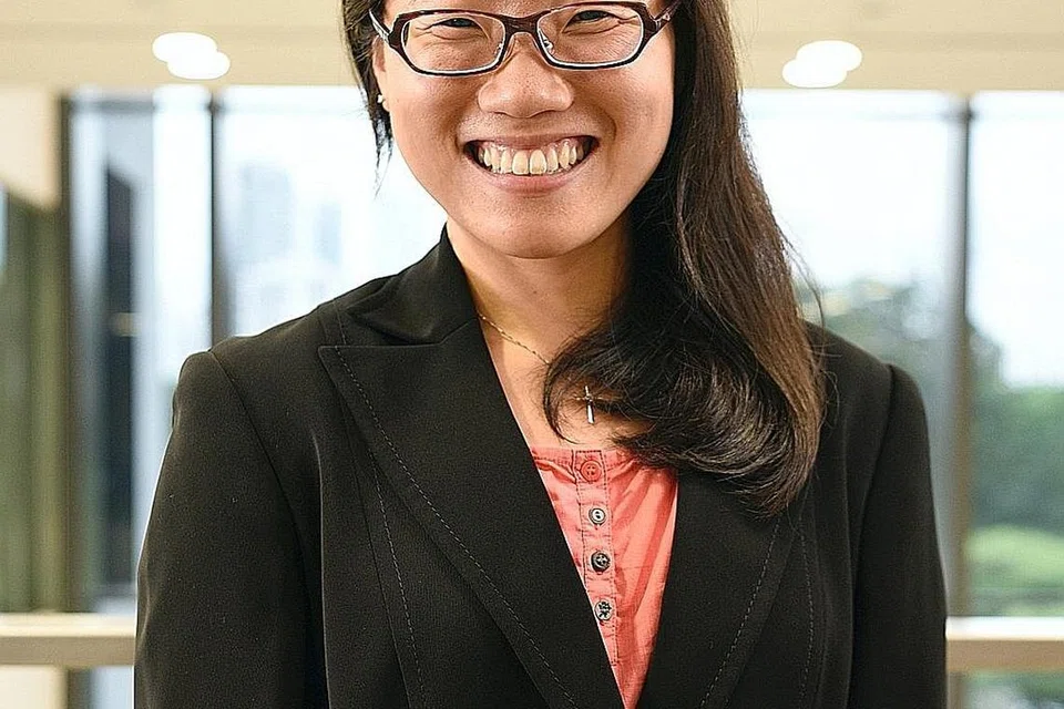 DR TEH YI LIN: Berkata perjalanan seseorang pesakit barah tidak tamat setelah menyelesaikan rawatan mereka. - Foto NCCS