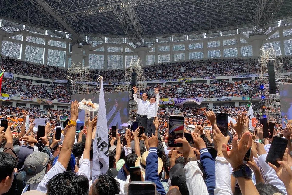 Mantan Gabenor Jakarta, Encik Anies Baswedan dan pasangannya Encik Muhaimin Iskandar mengadakan perhimpunan kempen besar-besaran di Stadium Antarabangsa Jakarta di Jakarta Utara pada pagi 10 Februari, dengan para peserta sudah berkumpul sejak malam Jumaat.