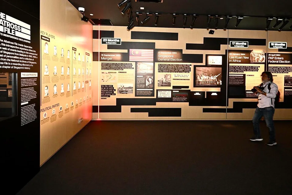 Salah satu daripada empat bahagian dalam pameran tetap di aras 10 Bangunan Perpustakaan Negara.