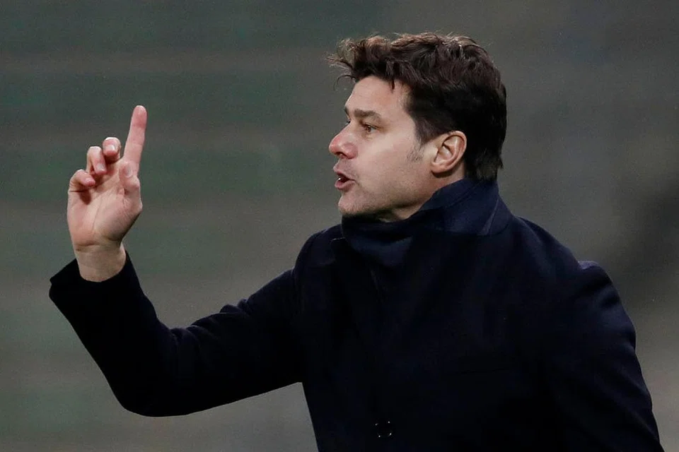 SEKADAR SERI: Perlawanan pertama Mauricio Pochettino sebagai pengendali Paris Saint-Germain (PSG) berakhir dengan keputusan 1-1 di Saint-Etienne yang menyaksikan pasukan barunya ketinggalan tiga mata di belakang pendahulu Ligue 1, Lyon. - Foto REUTERS