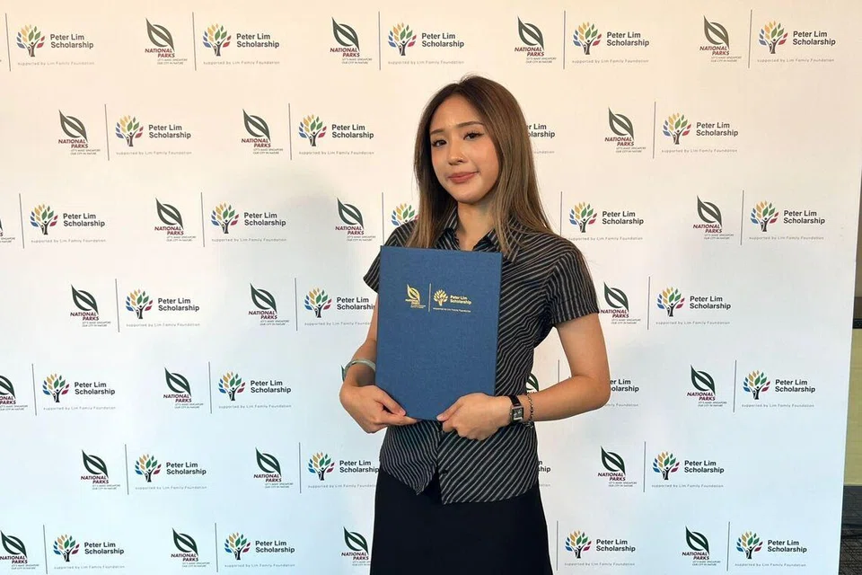 rawat haiwan, penerima Biasiswa NParks-Peter Lim,  Diploma Teknologi Veterinar di Politeknik Temasek  