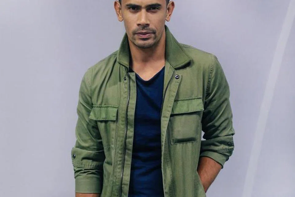 Setelah sekitar 20 tahun sebagai anak seni, pelakon terkenal Malaysia, Mohamad Zalimei Ishak, lebih dikenali sebagai Remy Ishak, memenangi Darjah Pangkuan Seri Melaka (DPSM) yang memberinya gelaran Datuk. Anugerah itu diberikan sempena sambutan Hari Jadi Yang di-Pertua Negeri Melaka, Tun Mohd Ali Rustam, pada 24 Ogos.