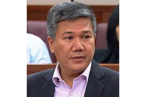 Encik Azmoon Ahmad, Anggota Parlimen Dilantik.