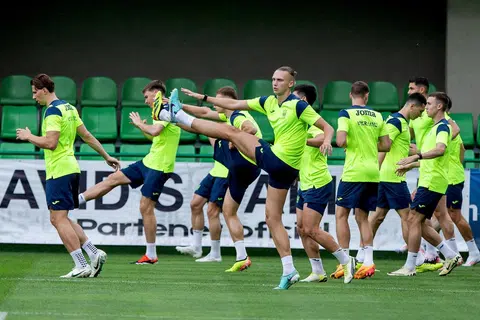 Pemain Ukraine bergiat membuat persiapan menjelang kejohanan Euro 2024, dengan pasukan itu bakal menentang Romania pada 17 Jun.