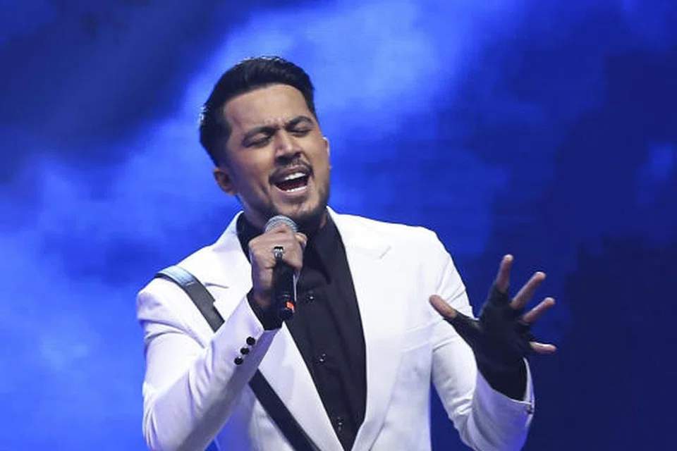 ALIFF AZIZ: Miliki karisma dan pakej suara dan rupa.