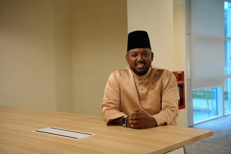 DAPATKAN BANTUAN LEBIH AWAL: Pembimbing program persediaan perkahwinan di PPIS Vista Sakinah, Ustaz Hidayat Ismail, menyarankan para pasangan mengadakan perbincangan dan mendapatkan bantuan lebih awal, jika mereka menghadapi sebarang isu mengenai keluarga tiri atau ibu bapa tiri.
