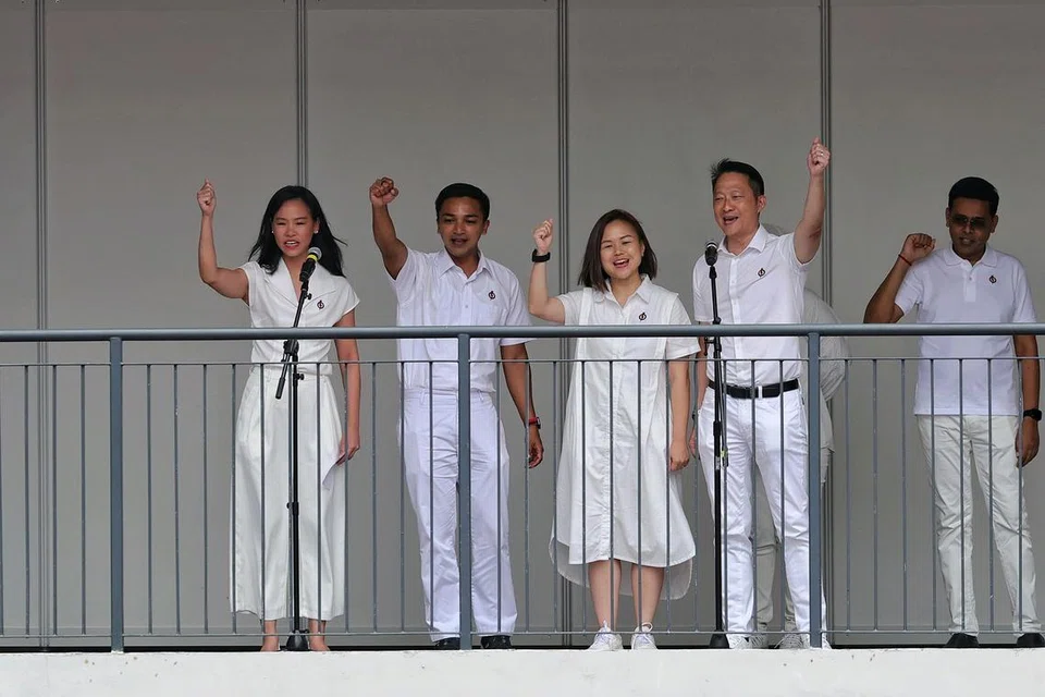 Cik Bernadette Giam, Profesor Madya Dr Elmie Nekmat, Cik Theodora Lai, Encik Lam Pin Min, calon PAP,GRC Sengkang