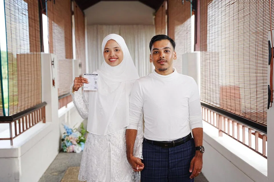 kahwin, GE2025, Hari Mengundi 