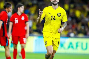Joao Figueiredo, antara pemain yang kini digantung 12 bulan oleh Fifa, kelihatan semasa Malaysia menentang Singapura pada September 2025. 
