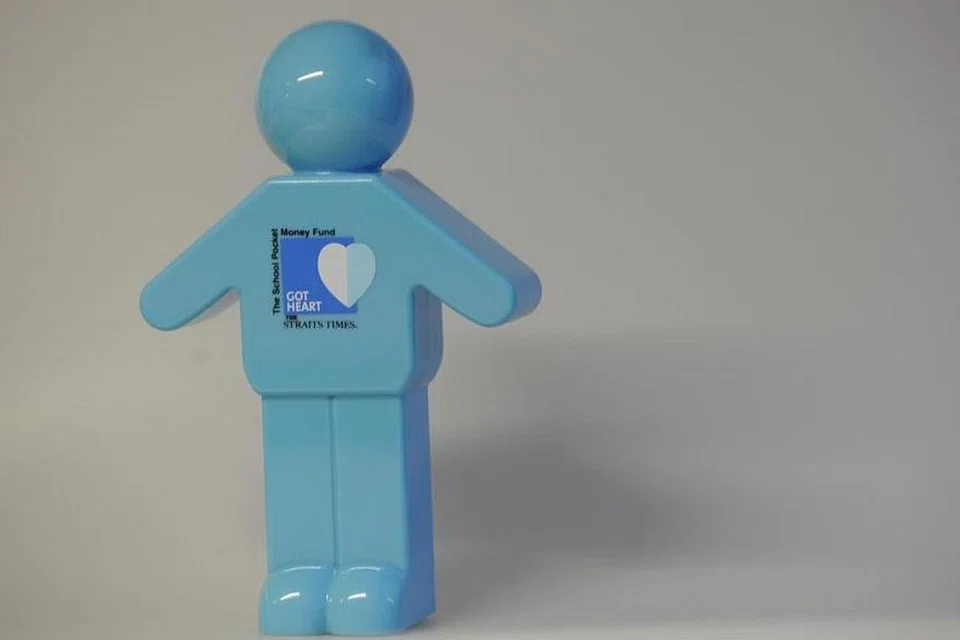 Encik Teo Hock Chwee sebelum ini telah menyumbang lebih $140,000  kepada Dana Wang Saku Sekolah The Straits Times, yang menyokong kira-kira 10,000 kanak-kanak daripada keluarga berpendapatan rendah setiap tahun.