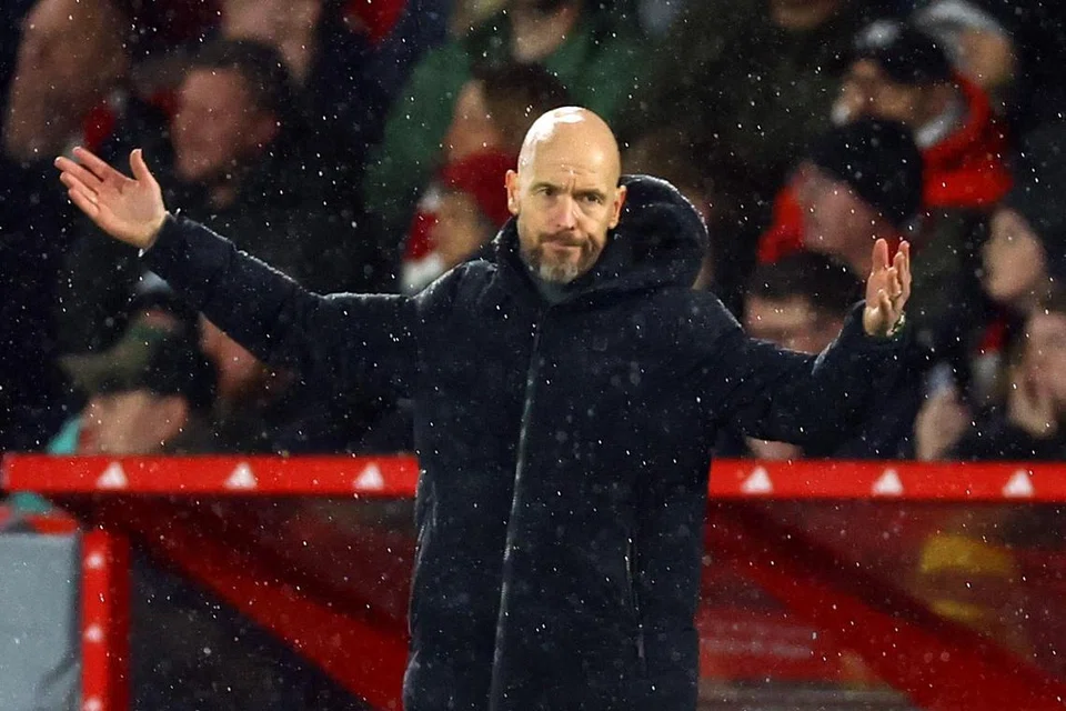 TERUS PIMPIN: Biar apa pun yang diperkatakan, Erik ten Hag menganggap dirinya pengurus yang akan terus memimpin United sehingga mencapai kejayaan.