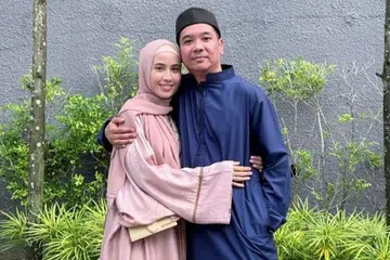 Bella Dally, tunai haji, ibadah islam, pelakon 