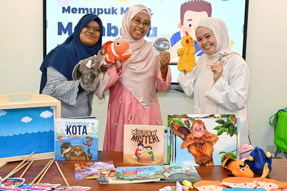 Siti Nur Hikmatul Qadriah Mohamed Arifin, Raudhah Alias, Nur Mustiqah Mohamed Mustafah