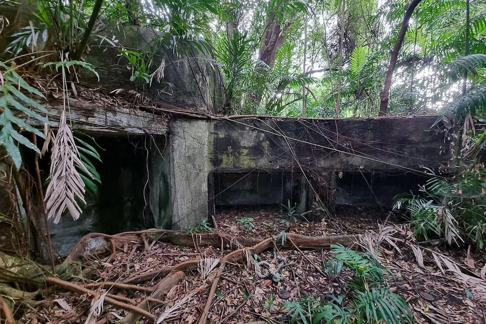 SEJARAH PERANG: Kawasan di Fort Connaught yang digunakan bagi menyerang tentera Jepun semasa Pertempuran Singapura. - Foto NHB