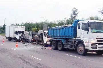 MALANG TAK BERBAU: Seorang pemandu lelaki berusia 22 tahun telah ditahan kerana menyebabkan kematian akibat perbuatan cuai. - Foto PEMBACA