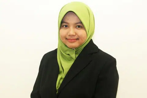 MENYANTUNI KERUKUNAN RUMAH TANGGA: Ustazah Nurul Izzah Khamsani