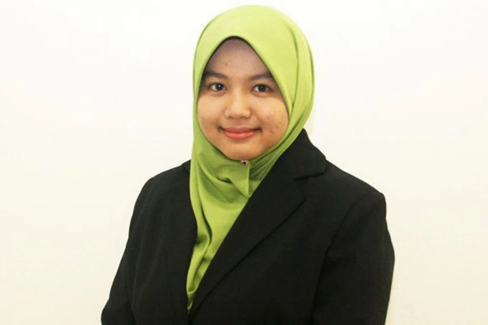 MENYANTUNI KERUKUNAN RUMAH TANGGA: Ustazah Nurul Izzah Khamsani