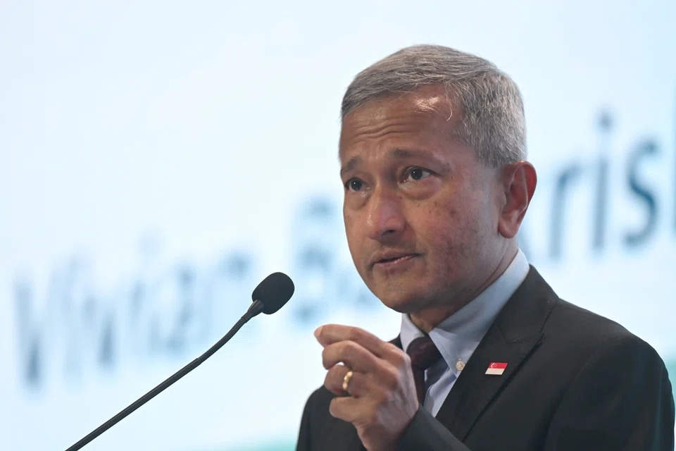 isu gaji menteri, Ng Eng Hen, Vivian Balakrishnan