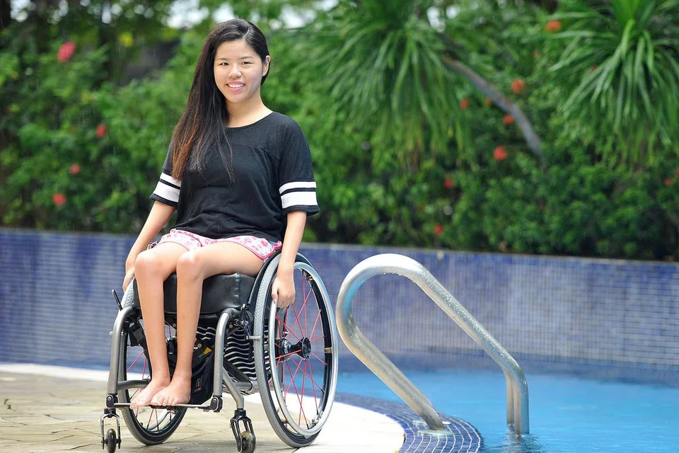 DI PUNCAK DUNIA: Yip berkata beliau sedang menunjukkan perkembangan baik menjelang Sukan Paralimpik di Brazil akhir tahun ini. - Foto THE STRAITS TIMES