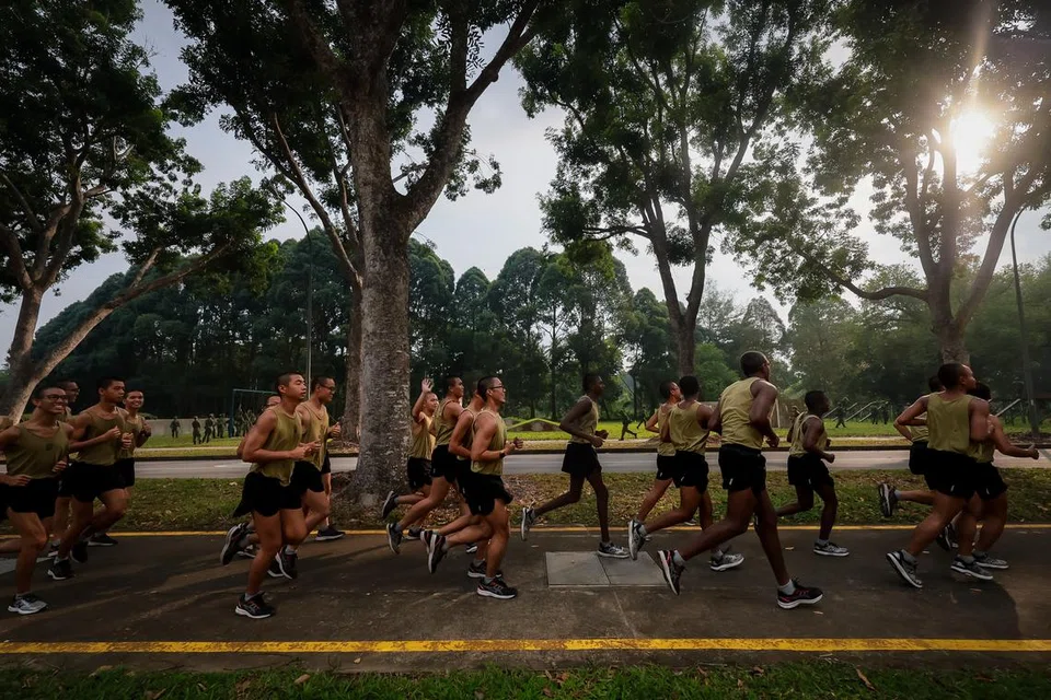 Pegawai Angkatan Bersenjata Singapura (SAF) akan menerima pembayaran bonus wang tunai tetap yang lebih tinggi semasa peringkat awal kerjaya.