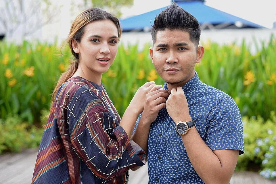 PELUANG KERJASAMA TIDAK DISANGKA: Diana Danielle pada mulanya tidak yakin dengan kebolehan suaranya, namun Reyza Hamizan sanggup meluangkan masa bersamanya untuk berlatih di studio sehingga 4 pagi.