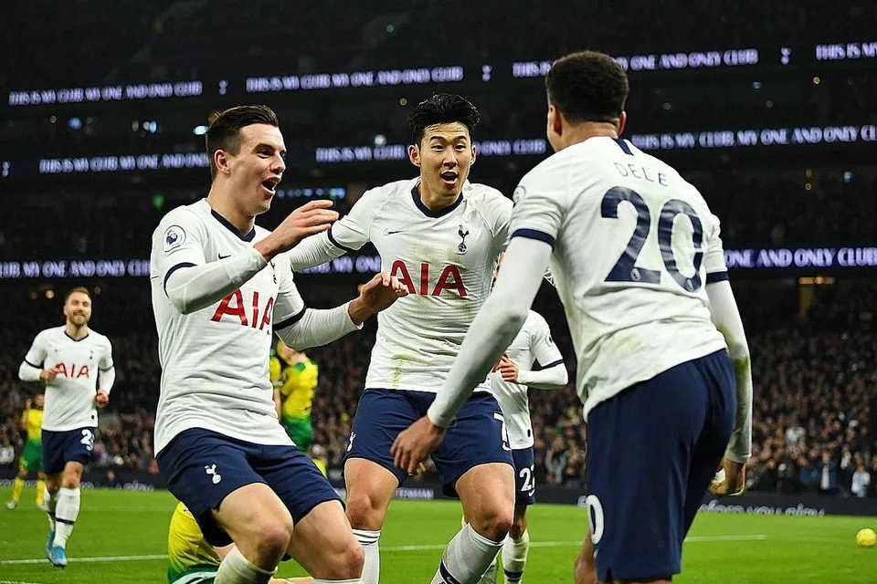 MAMPUKAH SONG?: Dengan ketiadaan penyerang utama Harry Kane, dapatkah Son Heung-min (tengah) membawa kemenangan kepada Tottenham Hotspurs, seperti beliau menjaringkan gol semasa menentang Norwich City minggu lalu? - Foto REUTERS 