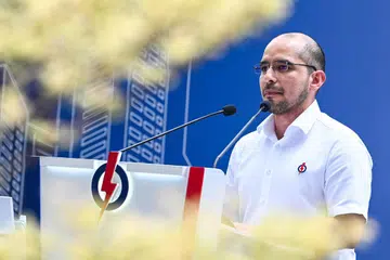 Dalam ucapan yang disampaikan di rapat tengah hari Fullerton bagi Parti Tindakan Rakyat (PAP) di UOB Plaza pada 28 April, calon PAP yang bertanding di GRC Nee Soon, Dr Syed Harun Alhabsyi, memberi jaminan parti itu akan terus bersama warga Singapura pada hari-hari mendatang. 