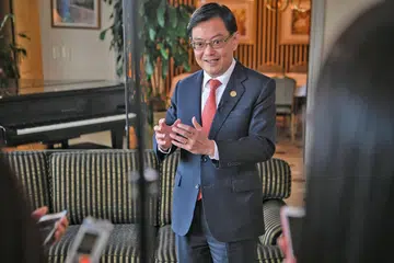 ENCIK HENG SWEE KEAT: Mahu meneliti perkara asas dan isu jangka panjang sebagai sebuah negara dan masyarakat yang perlu ditangani bersama pemimpin lain. - Foto BH oleh MARK CHEONG