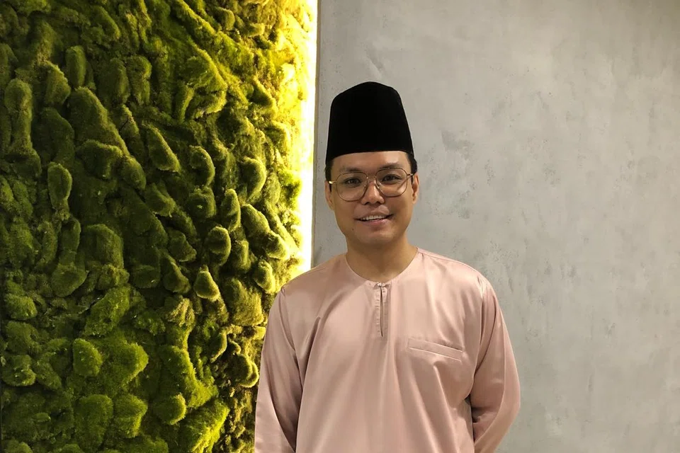 Hyrul Anuar bersyukur diberi peluang mengarah dan menulis skrip untuk projek kumpulan seni Sriwana baru-baru ini.