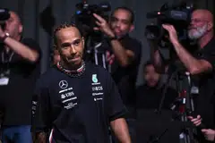 KEKAL OPTIMIS: Pemandu Mercedes, Lewis Hamilton, 38 tahun, pemandu paling berjaya dalam sejarah sukan itu dengan 103 kemenangan, kali terakhir memenangi perlumbaan Formula Satu pada 2021. 