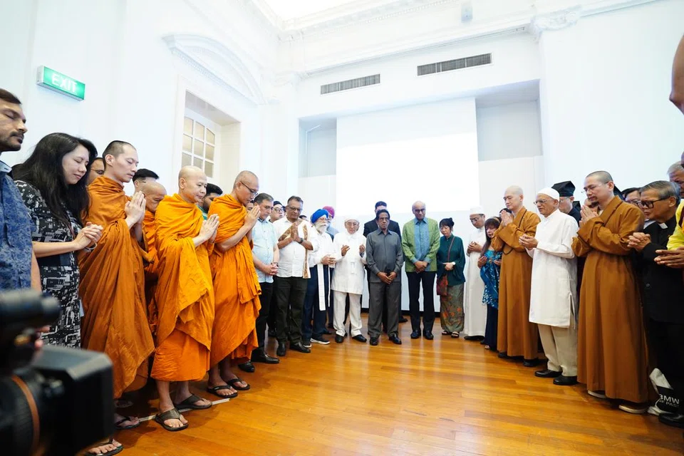 Presiden Tharman Shanmugaratnam dan isteri Puan Jane Ittogi menghadiri majlis bersama 150 pemimpin agama, anggota dan rakan Pertubuhan Antara Agama (IRO) Singapura bagi memperingati Hari IRO 2024.