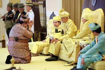 politik Malaysia, Raja-Raja Melayu menyeru pihak luar supaya tidak mencampuri atau mempolitikkan pertikaian takhta Yang di-Pertuan Besar Negeri Sembilan